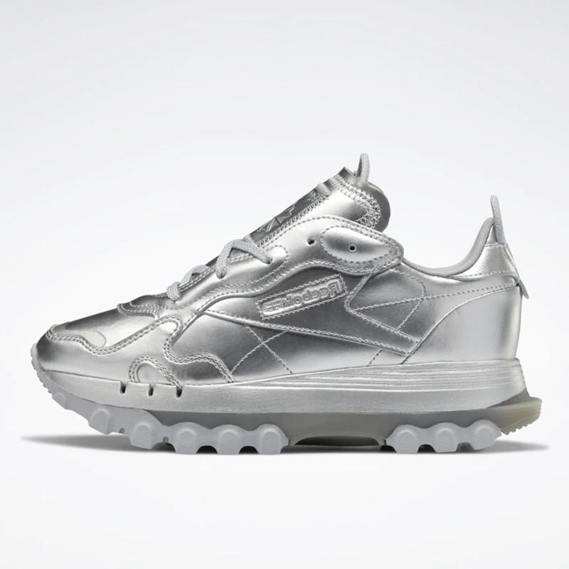 Jual SEPATU SNEAKERS Wanita REEBOK Wmns Cardi B Classic Leather