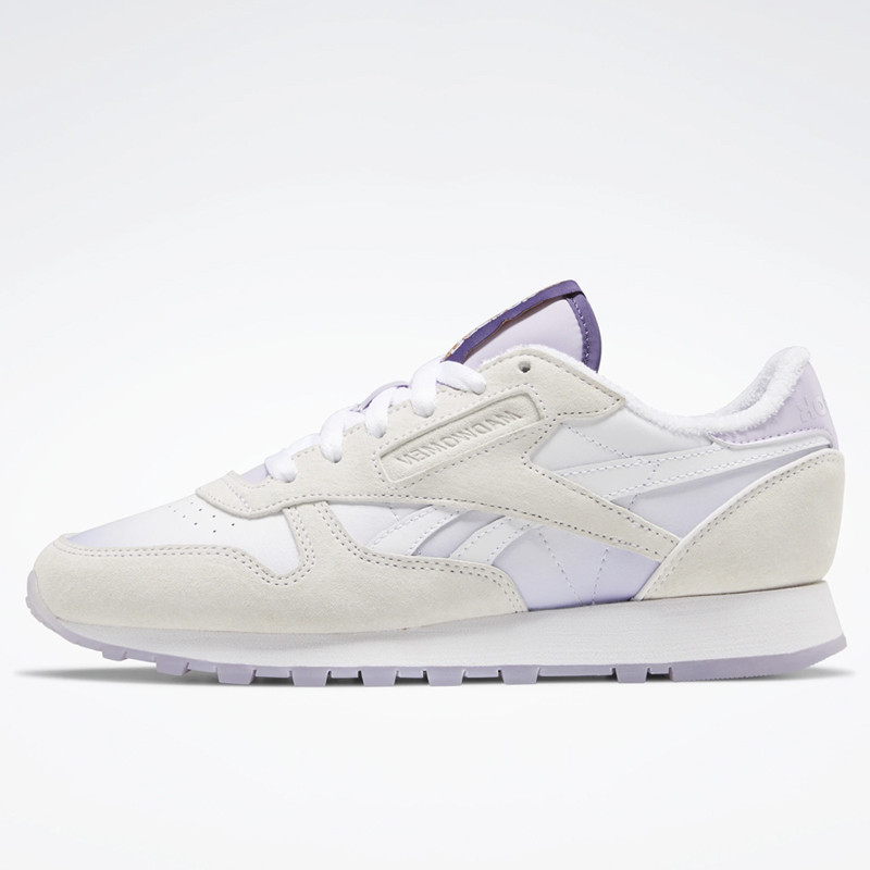 SEPATU SNEAKERS REEBOK MadWomen Classic Leather