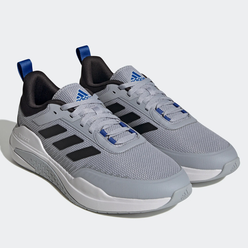 SEPATU TRAINING ADIDAS TRAINER V