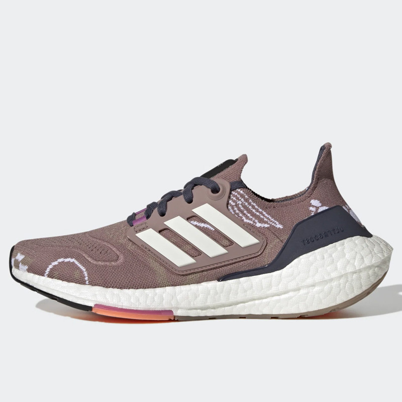 SEPATU LARI ADIDAS Wmns Ultraboost 22