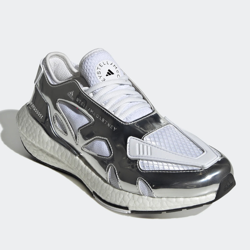 SEPATU LARI ADIDAS BY STELLA MCCARTNEY ULTRABOOST 22