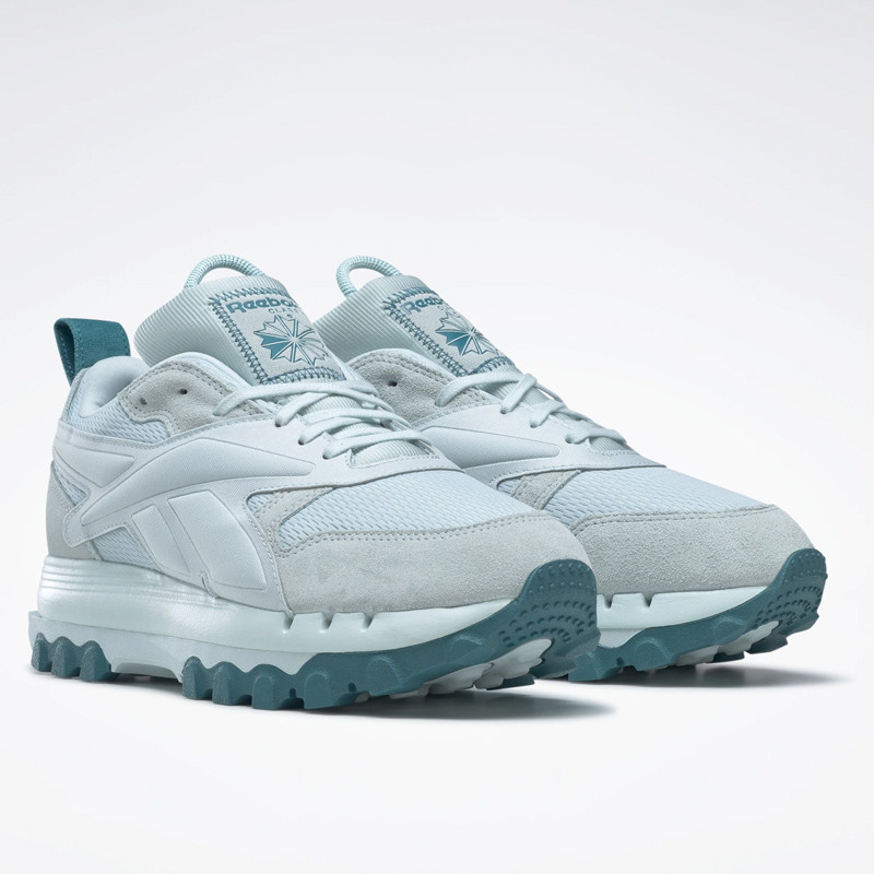 SEPATU SNEAKERS REEBOK Wmns Cardi B Classic Leather V2