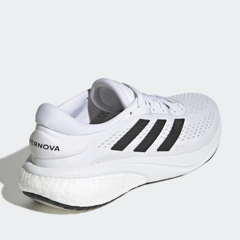 SEPATU LARI ADIDAS Supernova 2