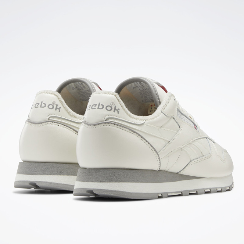 SEPATU SNEAKERS REEBOK Classic Leather 1983 Vintage