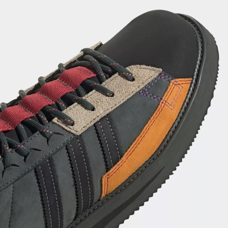 SEPATU SNEAKERS ADIDAS MFX Reboot Low
