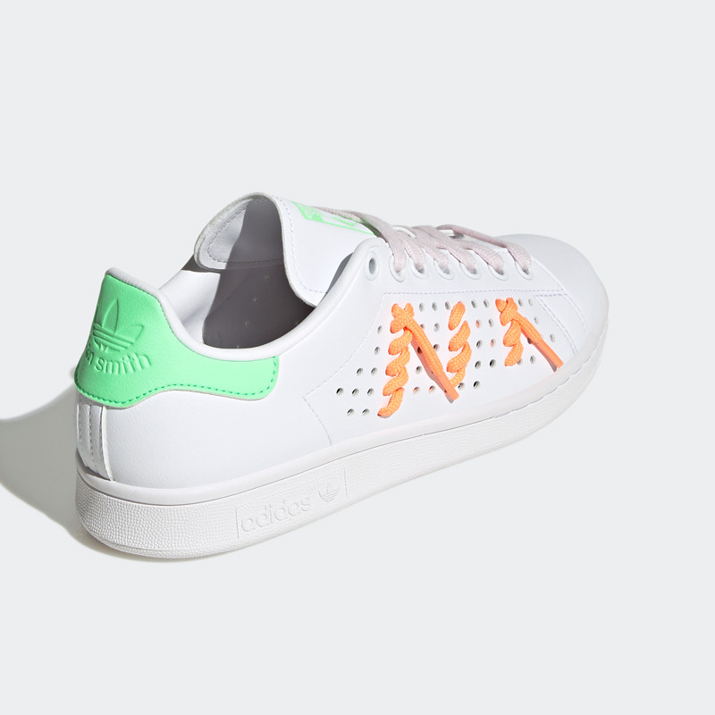 SEPATU SNEAKERS ADIDAS Wmns Stan Smith