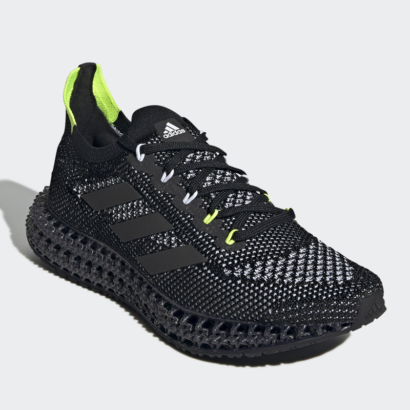 SEPATU LARI ADIDAS 4D FWD