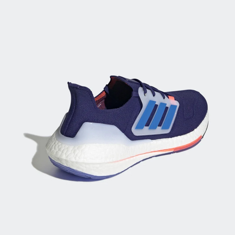 SEPATU LARI ADIDAS ULTRABOOST 22