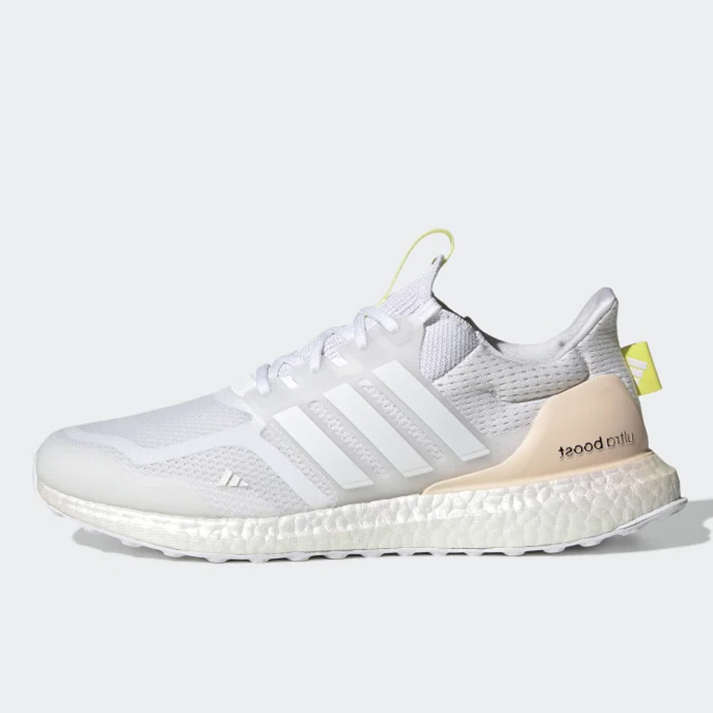 SEPATU LARI ADIDAS Ultraboost 5.0 DNA
