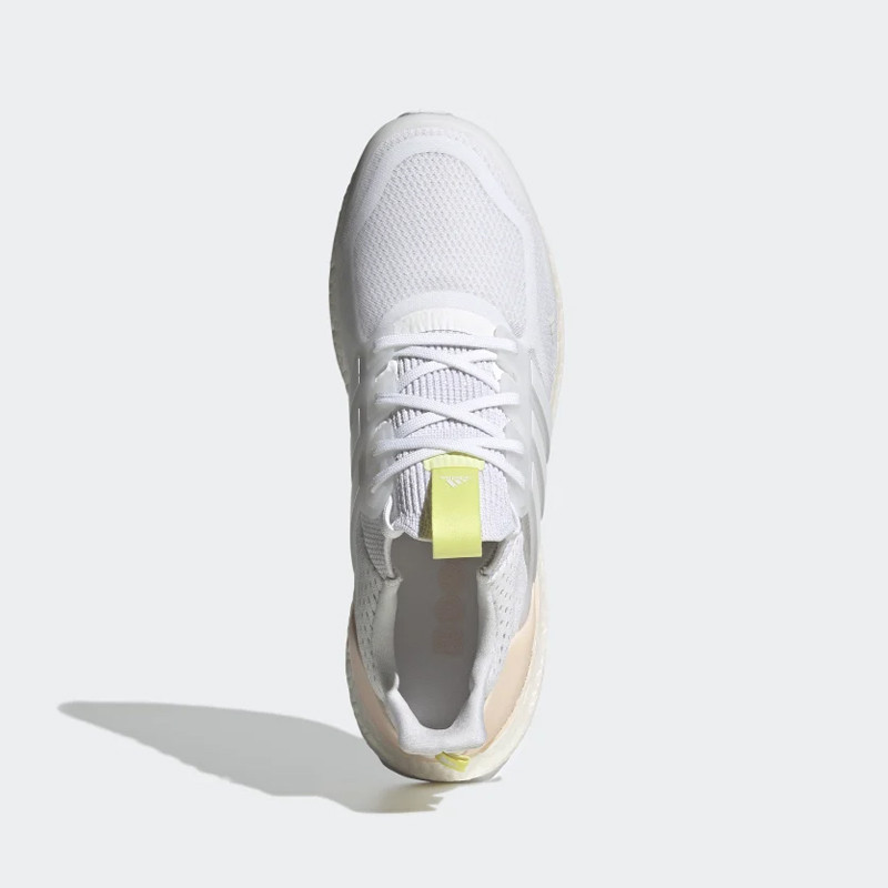 SEPATU LARI ADIDAS Ultraboost 5.0 DNA