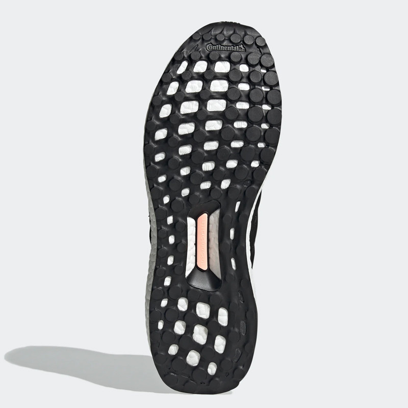 SEPATU LARI ADIDAS ULTRABOOST DNA GUARD