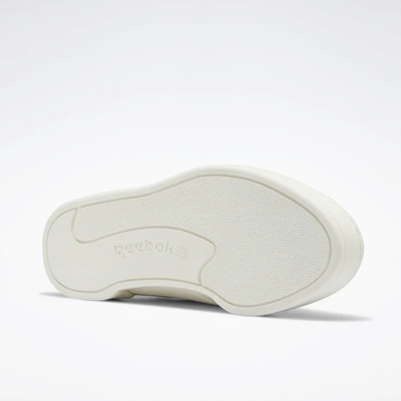 SEPATU SNEAKERS REEBOK wmns Club C Clean