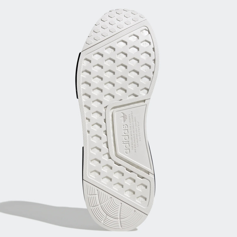 SEPATU SNEAKERS ADIDAS NMD_R1