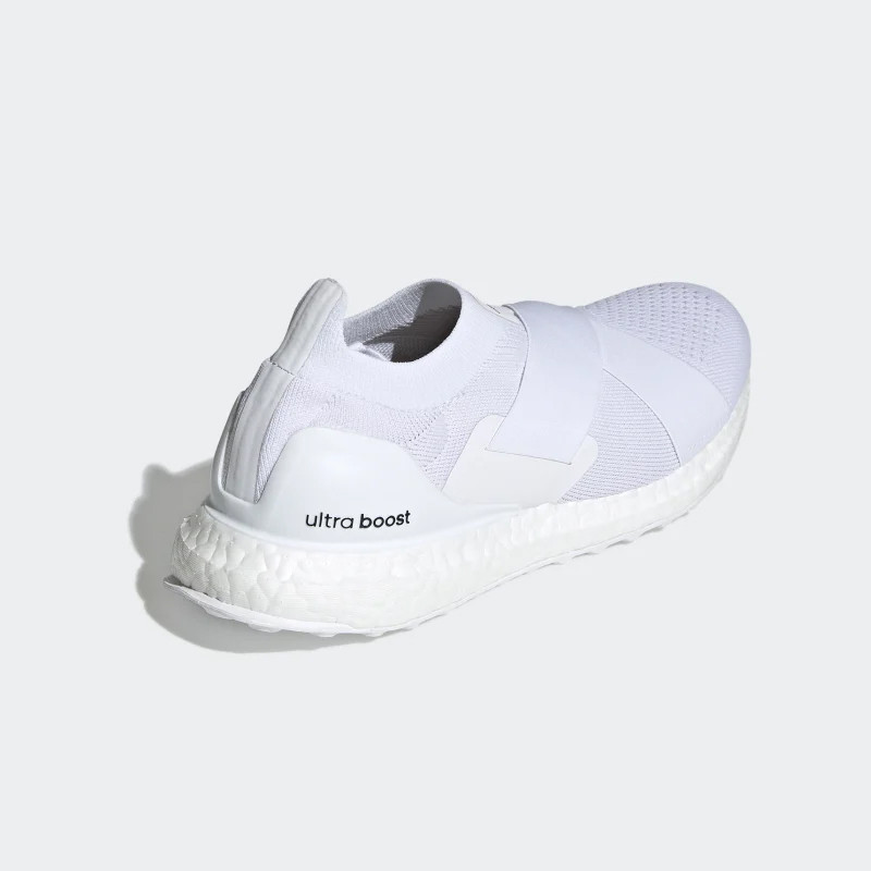 SEPATU LARI ADIDAS Wmns Ultraboost Slip On DNA