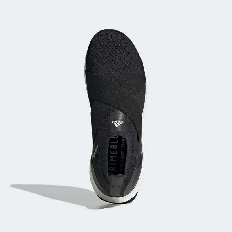 SEPATU LARI ADIDAS Wmns Ultraboost Slip On DNA