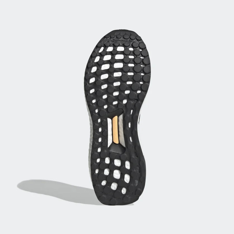SEPATU LARI ADIDAS Wmns Ultraboost Slip On DNA