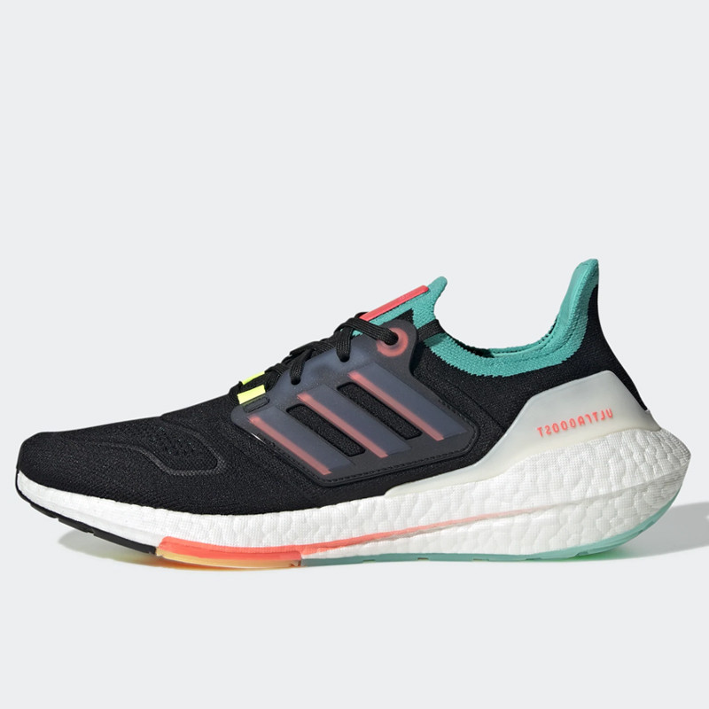 SEPATU LARI ADIDAS ULTRABOOST 22