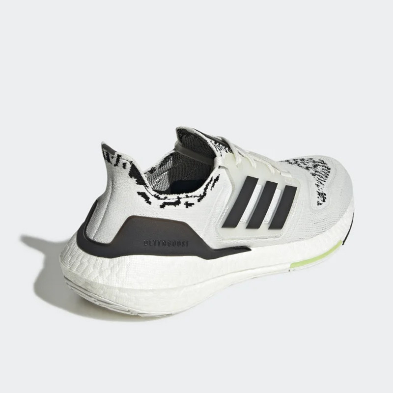 ULTRABOOST 22 foto 4