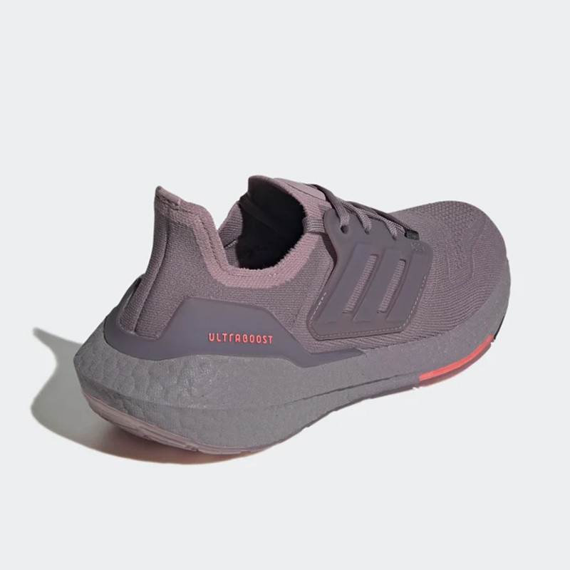 wmns ULTRABOOST 22 foto 4