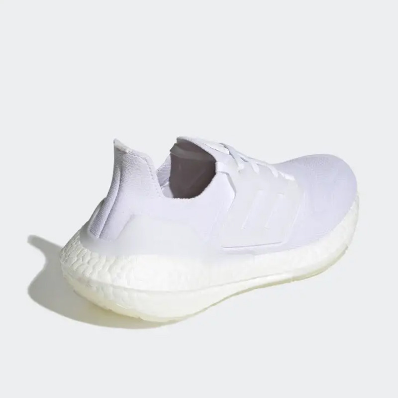 SEPATU LARI ADIDAS wmns ULTRABOOST 22