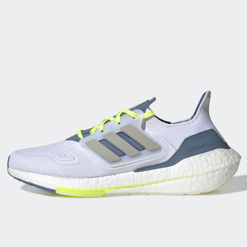SEPATU LARI ADIDAS Ultraboost 22