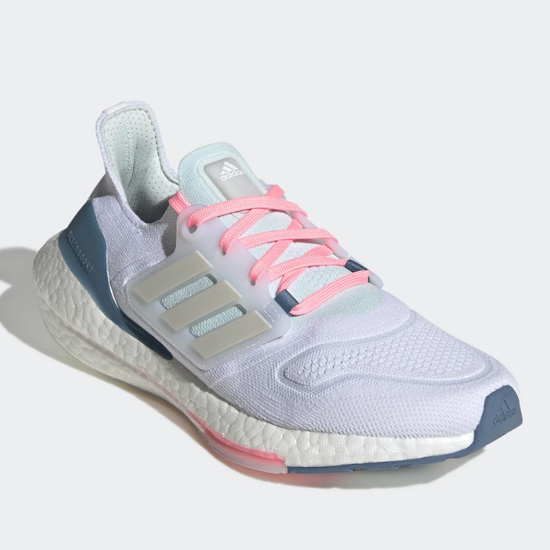 SEPATU LARI ADIDAS Wmns ULTRABOOST 22