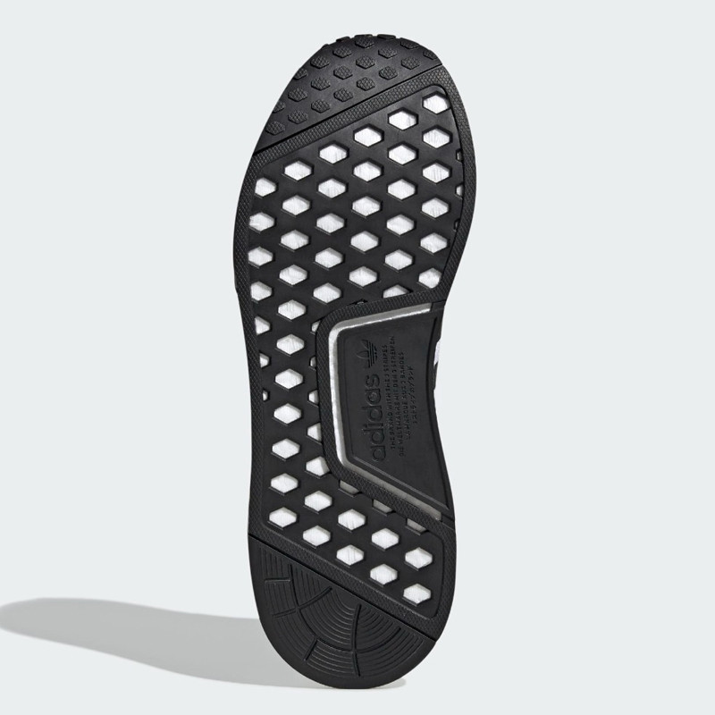 SEPATU SNEAKERS ADIDAS nmd_r1 v2