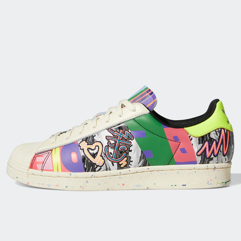 SEPATU SNEAKERS ADIDAS Superstar Pride
