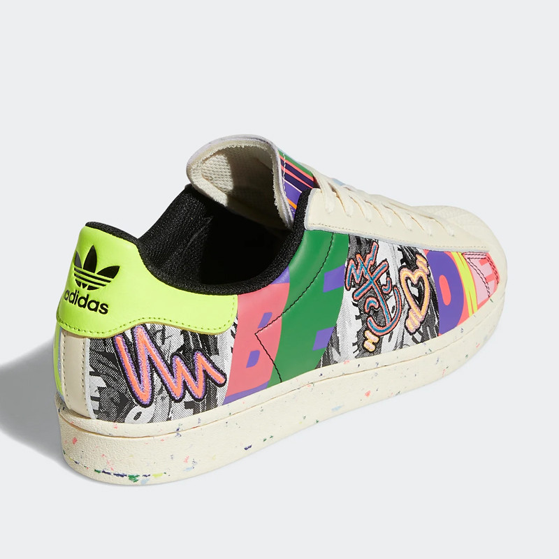 SEPATU SNEAKERS ADIDAS Superstar Pride