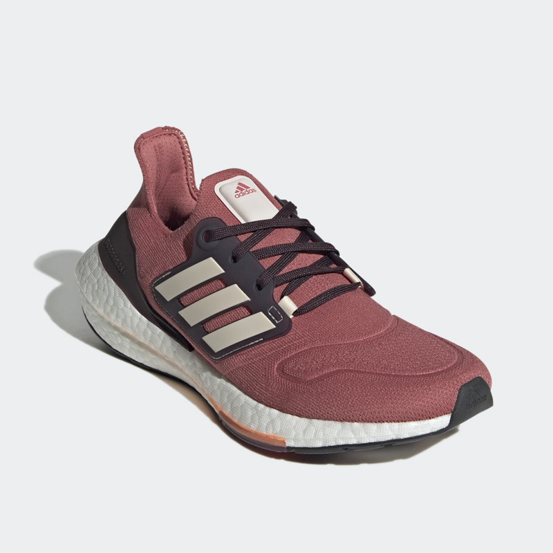 SEPATU LARI ADIDAS Wmns ULTRABOOST 22