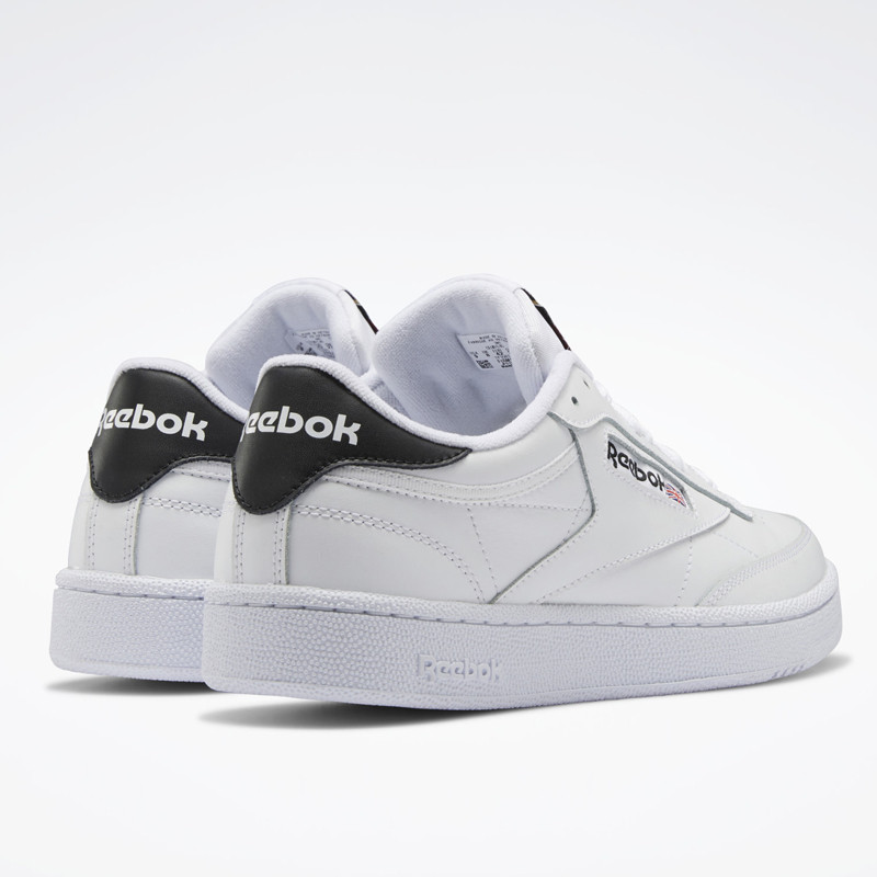 SEPATU SNEAKERS REEBOK Club C 85