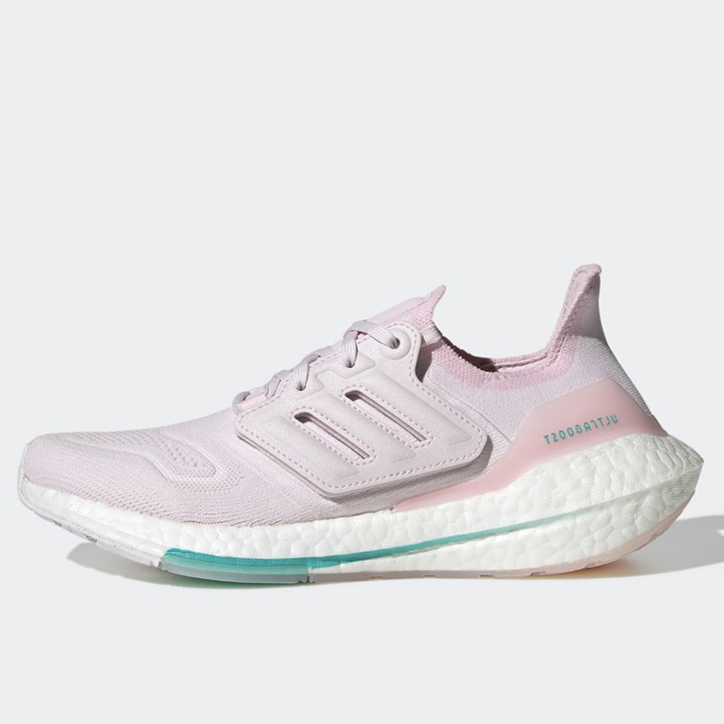 SEPATU LARI ADIDAS Wmns Ultraboost 22