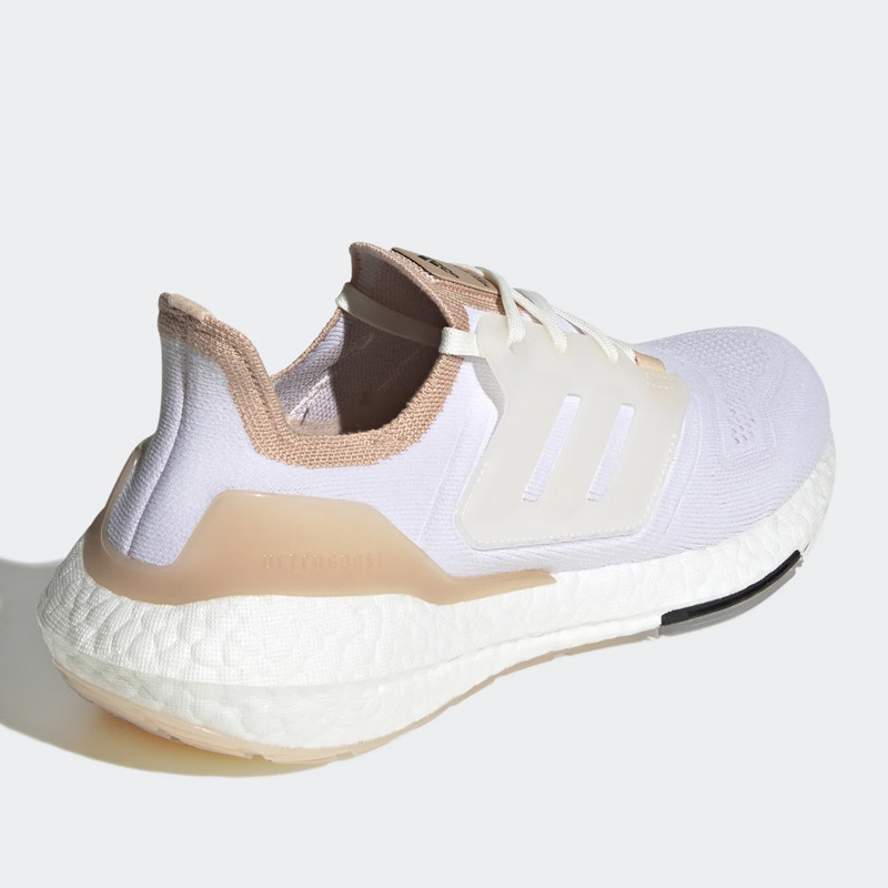 SEPATU LARI ADIDAS Ultraboost 22 Shoes Made with Nature midyearsale