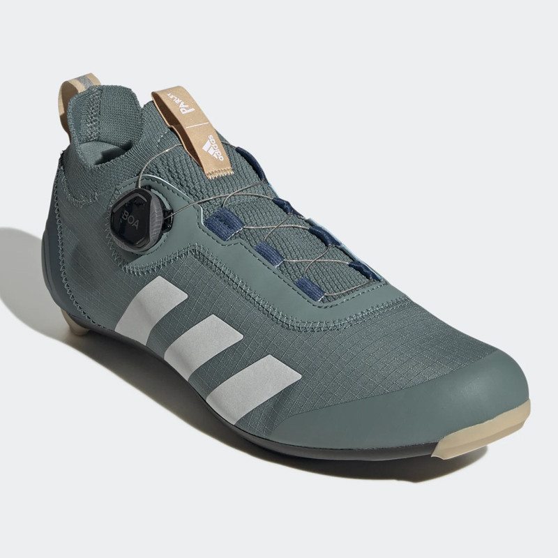 SEPATU SEPEDA ADIDAS THE PARLEY ROAD CYCLING BOA