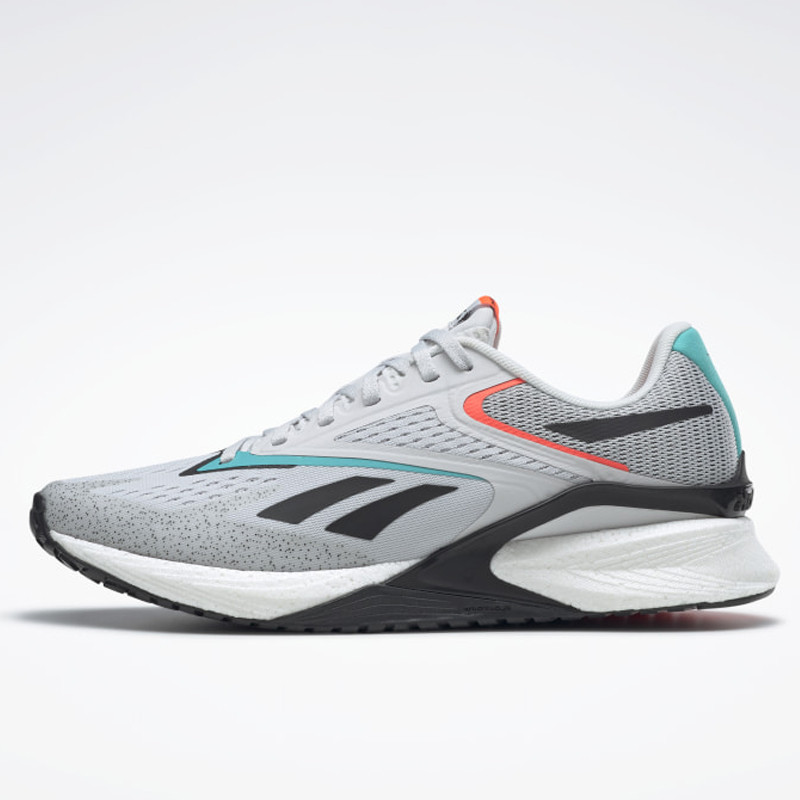 SEPATU TRAINING REEBOK Speed 22 TR