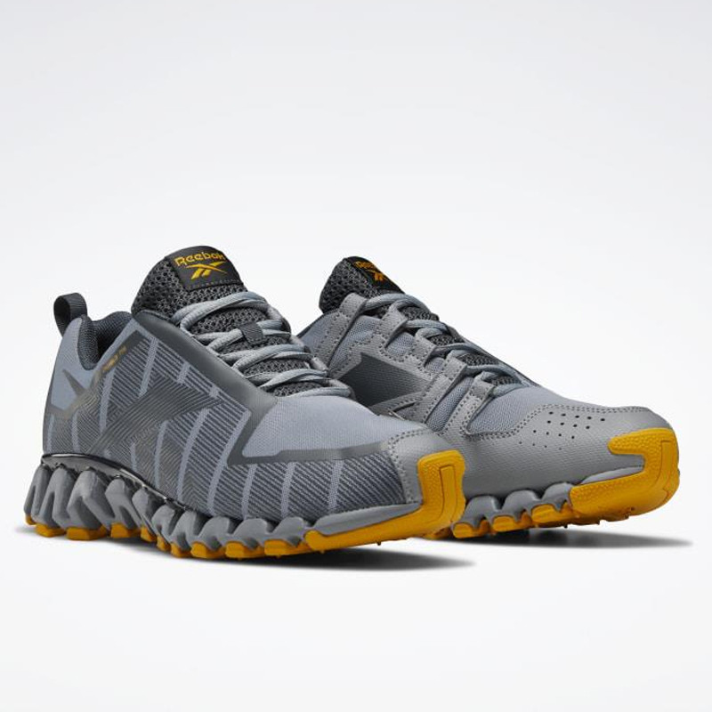 SEPATU LARI REEBOK Zigwild Tr 6