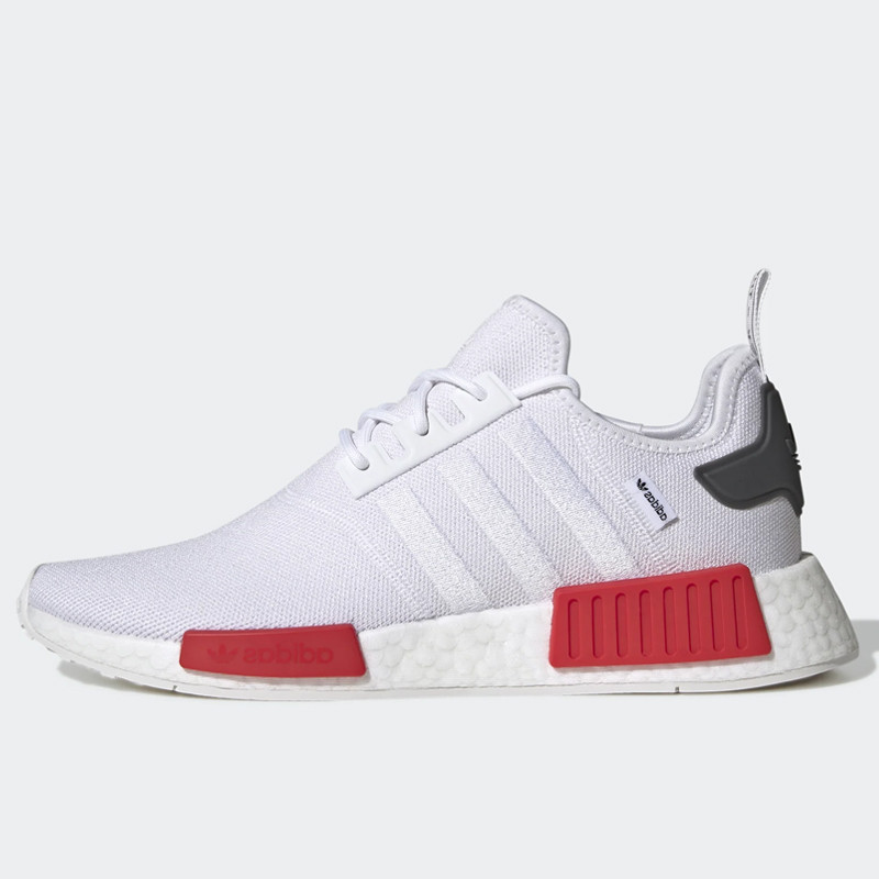 SEPATU SNEAKERS ADIDAS NMD_R1