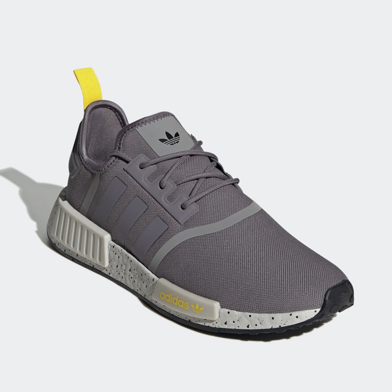 NMD_R1 foto 2