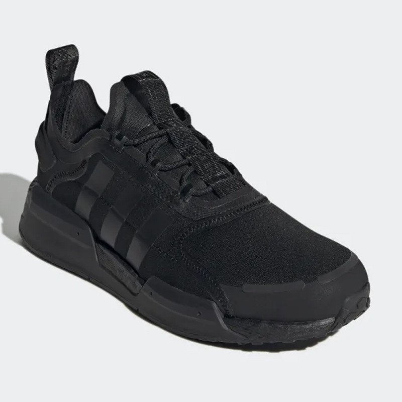 SEPATU SNEAKERS ADIDAS NMD_R1 V3