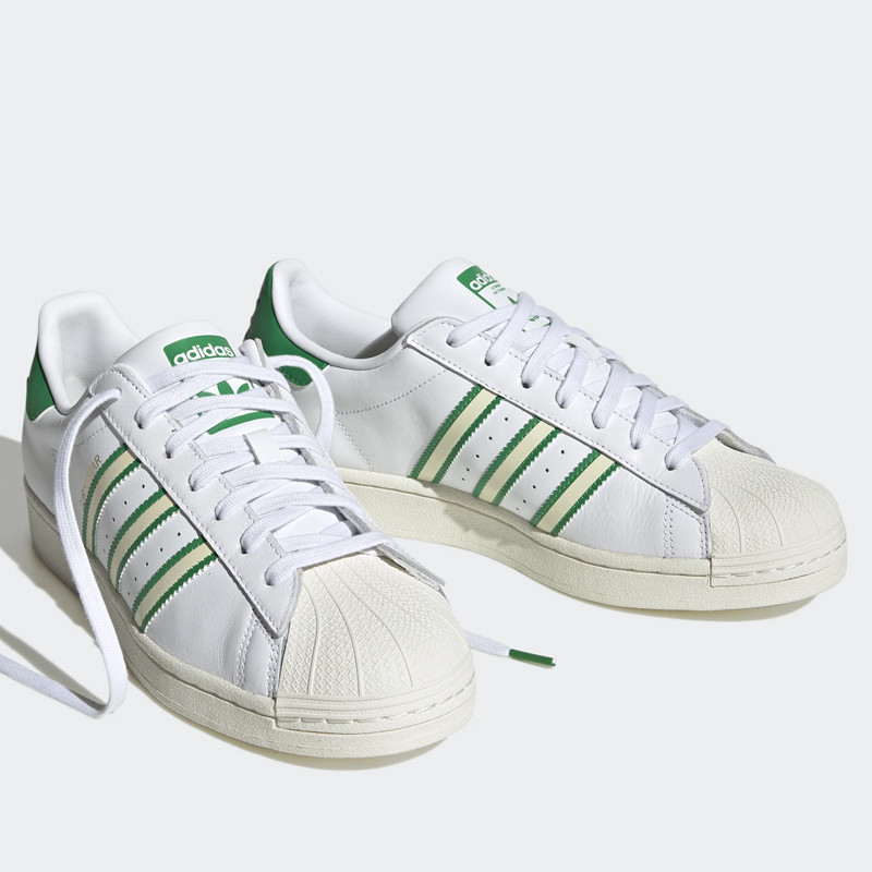 SEPATU SNEAKERS ADIDAS Superstar