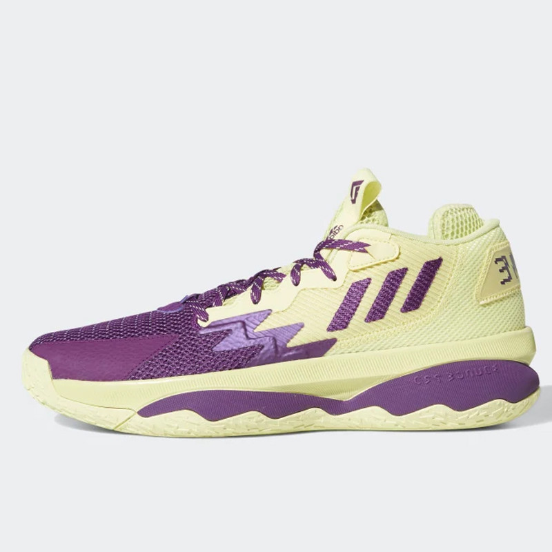 SEPATU BASKET ADIDAS DAME 8