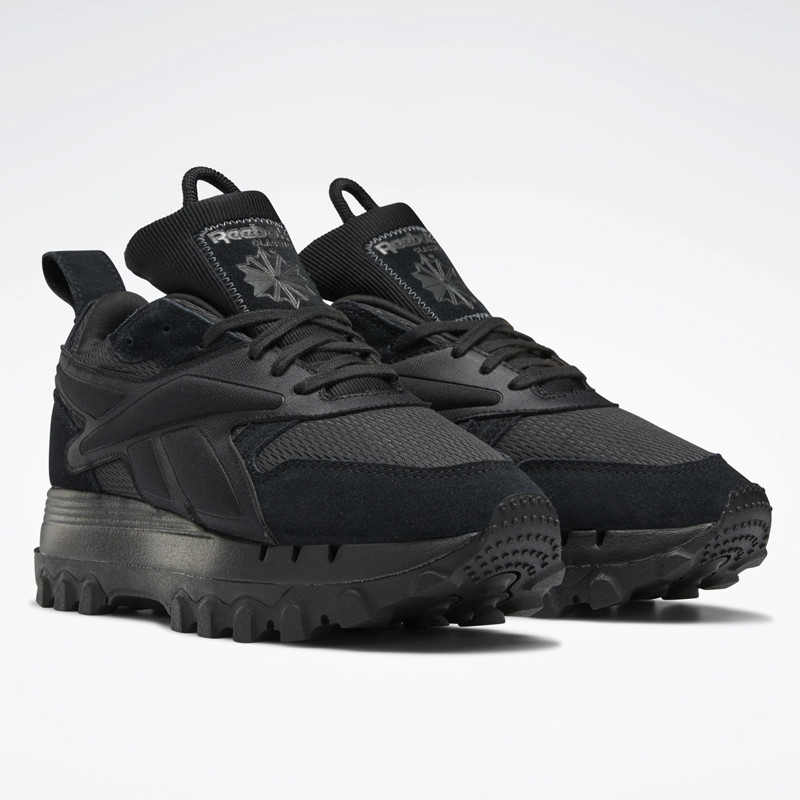 SEPATU SNEAKERS REEBOK Wmns Cardi B Classic Leather V2