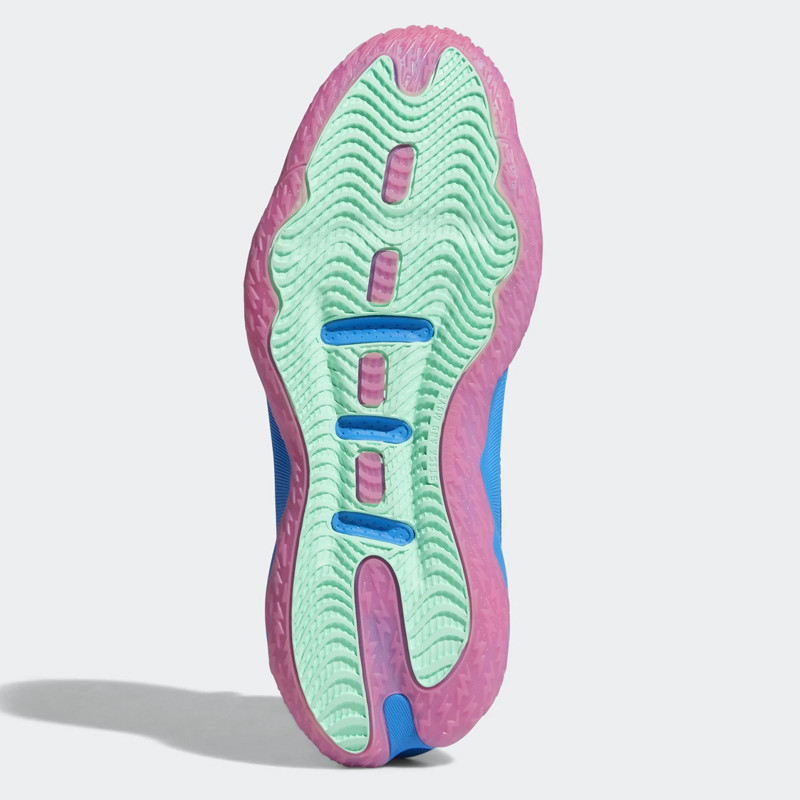 SEPATU BASKET ADIDAS DAME 8 Battle of The Bubble