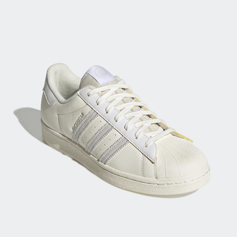 SEPATU SNEAKERS ADIDAS SUPERSTAR VEGAN