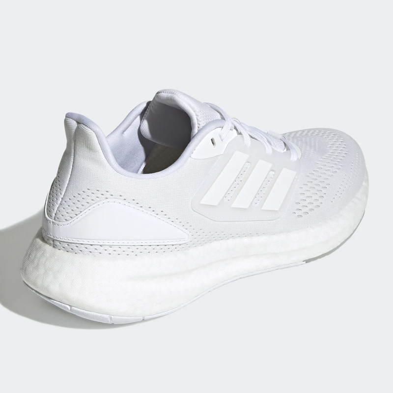 SEPATU LARI ADIDAS Pureboost 22
