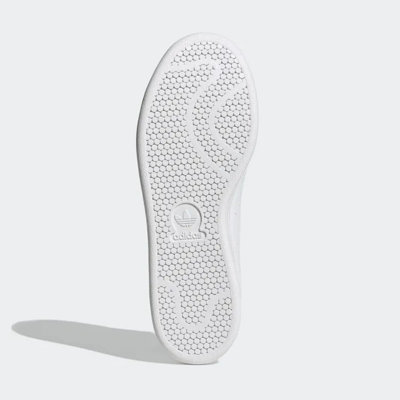 SEPATU SNEAKERS ADIDAS STAN SMITH