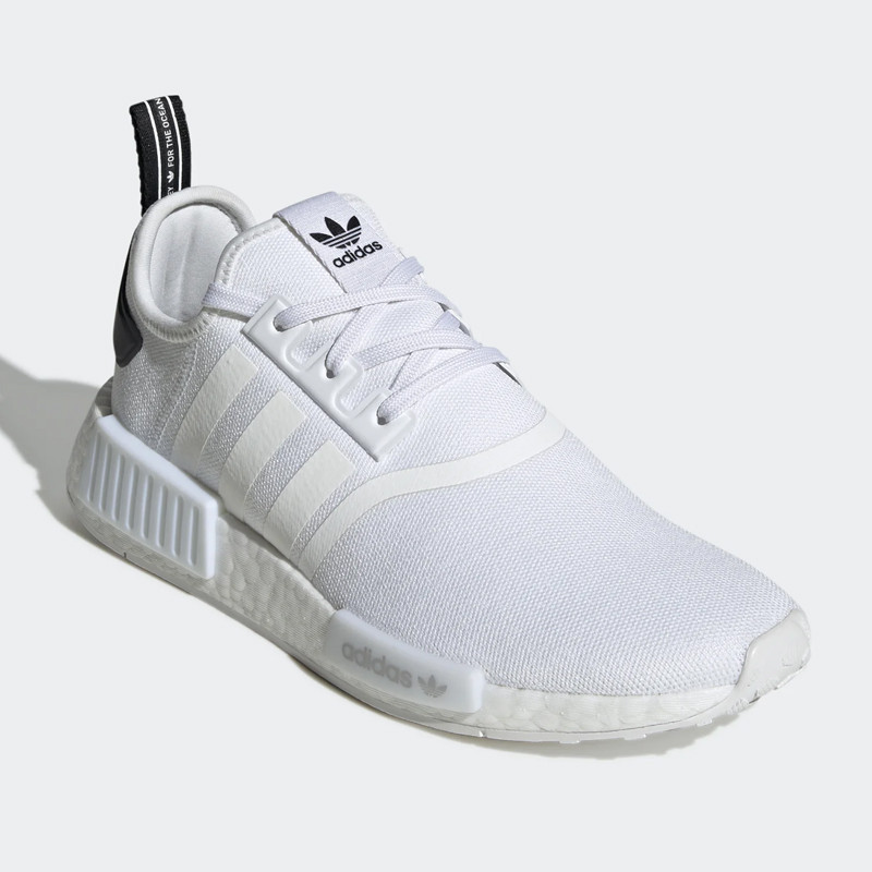 NMD_R1 foto 2