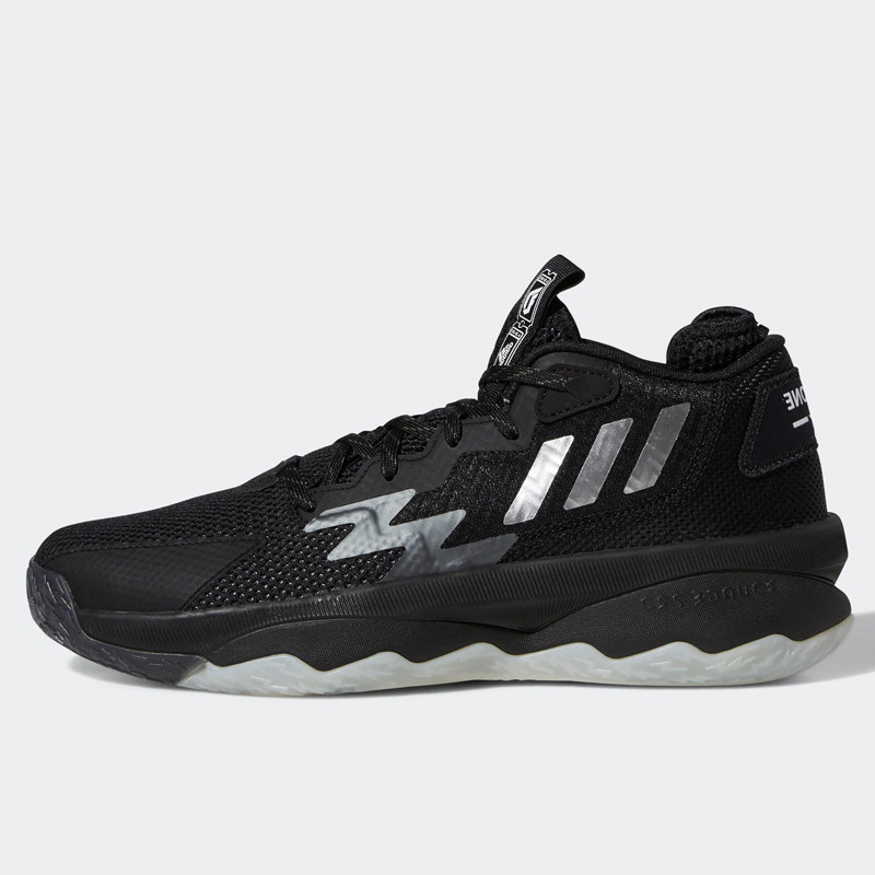 SEPATU BASKET ADIDAS Dame 8