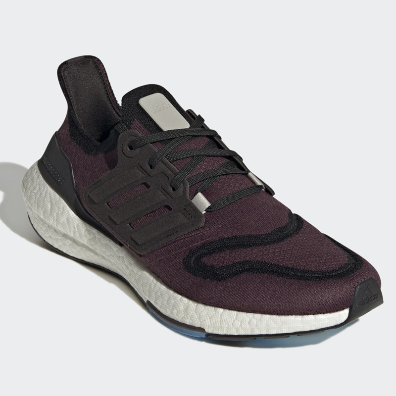 SEPATU LARI ADIDAS Ultraboost 22