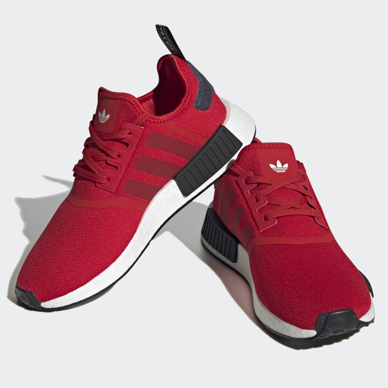 SEPATU SNEAKERS ADIDAS NMD_R1